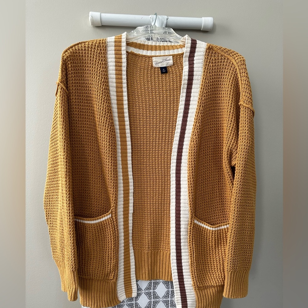 Women’s Universal Thread Cardigan — Mustard Stripe XS